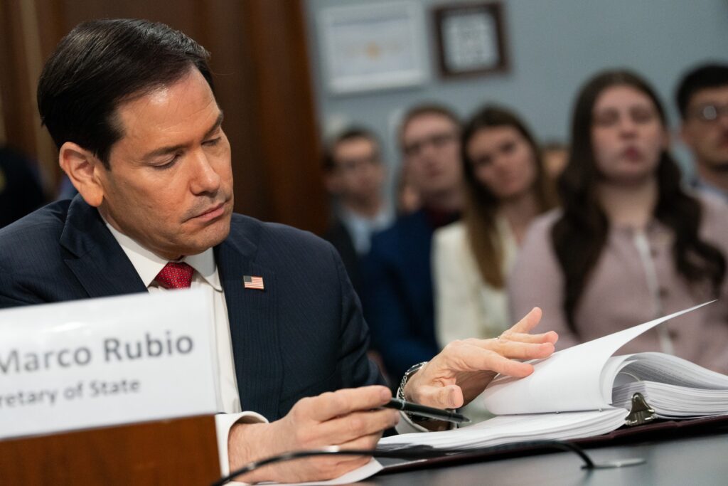 pus-la-zid-pe-tema-iranului,-marco-rubio-a-dezvaluit,-in-timpul-unor-audieri-cu-scantei,-ce-nu-vor-accepta-sua,-plus-un-detaliu-despre-mojtaba-khamenei-–-hotnews.ro