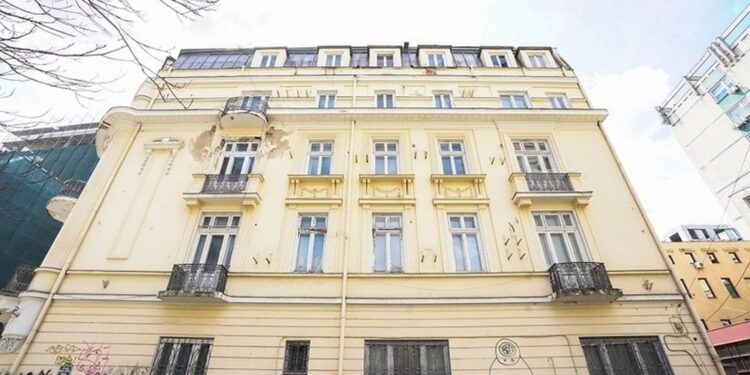 cladire-celebra-din-bucuresti-transformata-in-apartamente-–-hotnews.ro