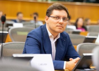 negrescu-(psd):-partidele-democratice,-cand-se-aliaza-cu-aur,-pierd-din-credibilitate