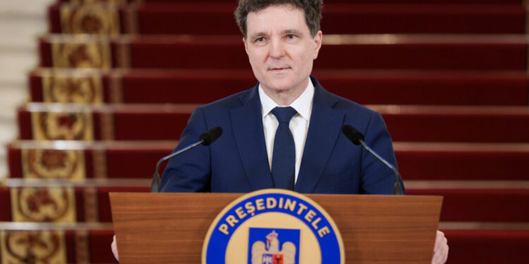nicusor-dan-face-maine,-la-constanta,-sedinta-pe-tema-apararii-si-securitatii-litoralului-marii-negre,-dupa-explozia-din-port.-cine-participa