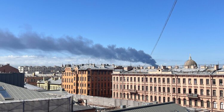 explozii-in-sankt-petersburg,-unde-are-loc-davos-ul-lui-putin-guvernator:-le-cer-locuitorilor-sa-nu-iasa-din-case-–-hotnews.ro
