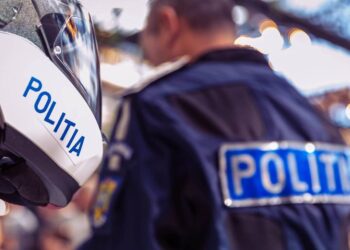 patru-raniti-dupa-ce-un-barbat-a-tras-cu-arma-asupra-familiei-fostei-iubite-atacatorul-este-cautat-de-politie-–-hotnews.ro