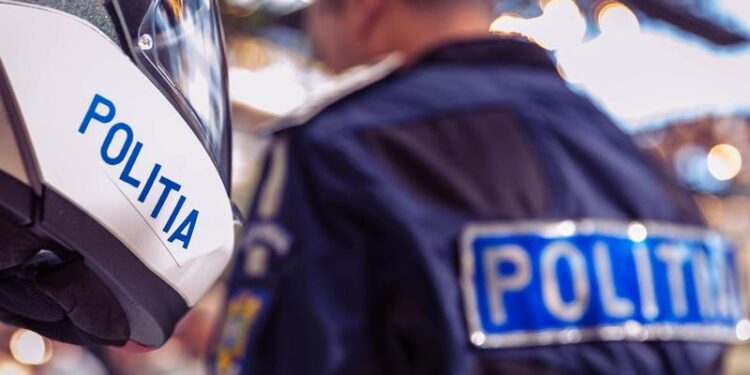 patru-raniti-dupa-ce-un-barbat-a-tras-cu-arma-asupra-familiei-fostei-iubite-atacatorul-este-cautat-de-politie-–-hotnews.ro