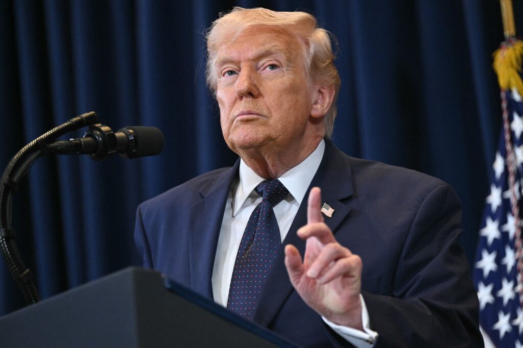 video-deranjat-de-intrebari,-trump-a-parasit-un-interviu-la-postul-nbc-news-–-hotnews.ro