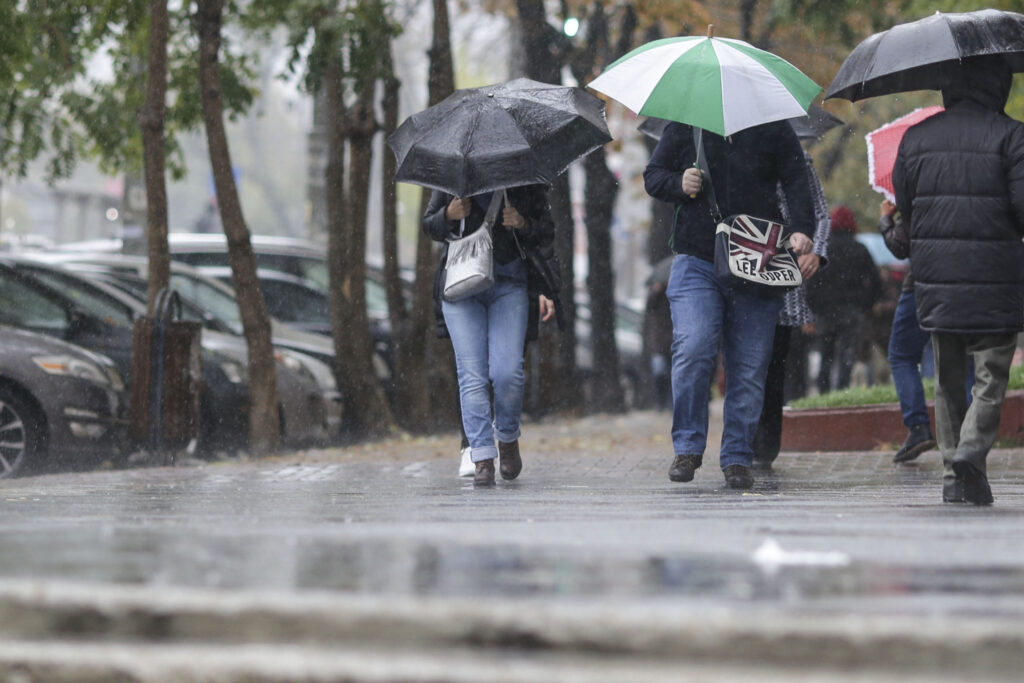 alerta-meteo-pentru-bucuresti-un-cod-galben-de-vijelii-intra-in-scurt-timp-in-vigoare-–-hotnews.ro