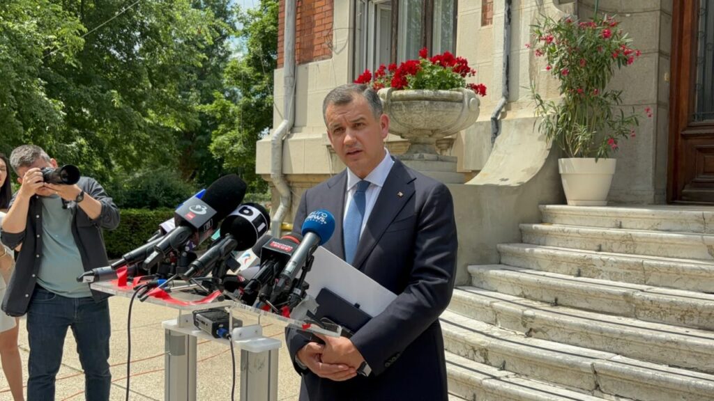 tomac-il-lauda-pe-bolojan-pentru-reformele-importante-si-se-angajeaza-sa-le-continue.-atunci-de-ce-a-mai-fost-demis-bolojan?