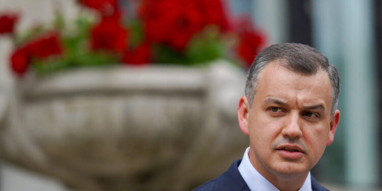 eurgen-tomac-explica-cele-3-cetatenii.-premierul-desemnat-nu-s-a-nascut-in-romania