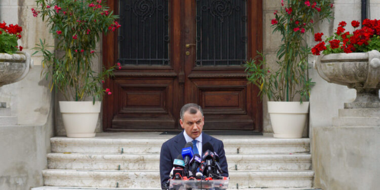 tomac,-despre-principalele-cinci-probleme-ale-romaniei-si-pericolul-de-a-ajunge-in-junk