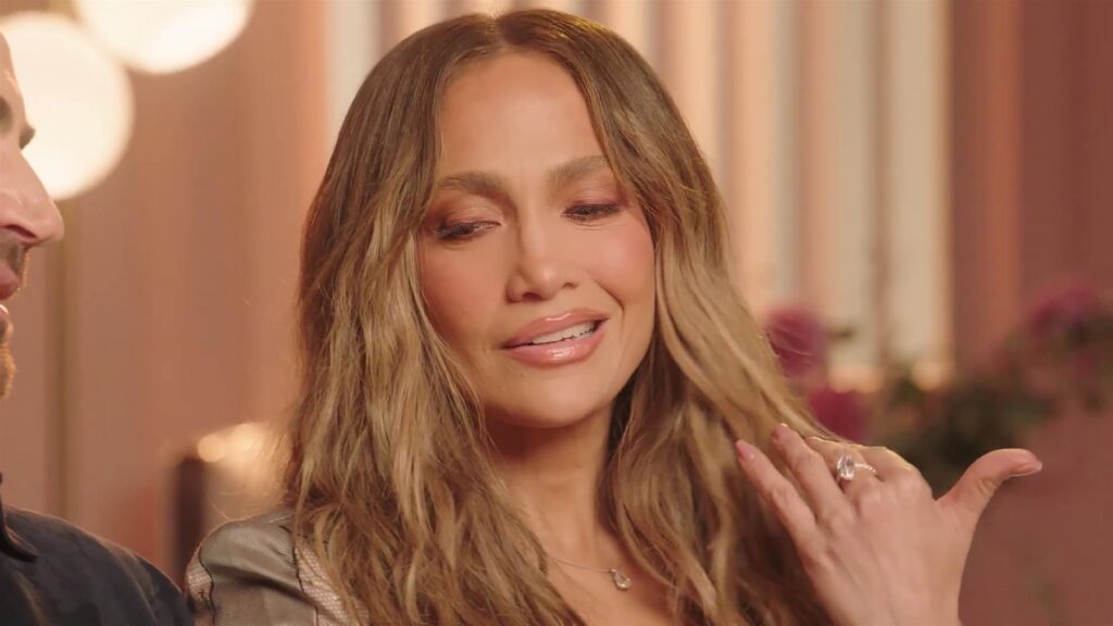 scena-explicita-din-cel-mai-popular-film-de-acum-de-pe-netflix,-cu-jennifer-lopez,-care-i-a-traumatizat-pe-spectatori-–-hotnews.ro
