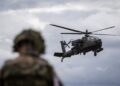 elicopter-de-lupta-apache-al-armatei-sua,-prabusit-in-apropierea-stramtorii-ormuz-–-hotnews.ro