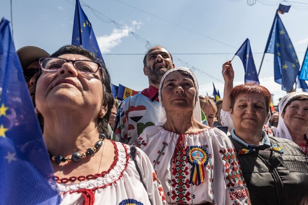 vicepresedinta-parlamentului-de-la-chisinau-respinge-discutiile-despre-unirea-cu-romania:-ar-insemna-ca-recunoastem-ca-am-esuat-in-aderarea-la-ue-–-hotnews.ro