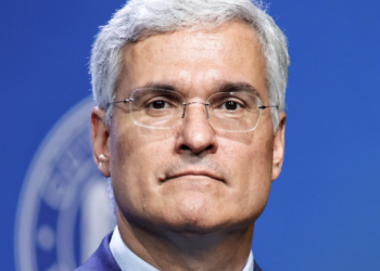 ministrul-pislaru-face-sesiune-live-pe-facebook-pe-legea-salarizarii,-dupa-ce-proiectul-a-fost-respins-de-sindicate