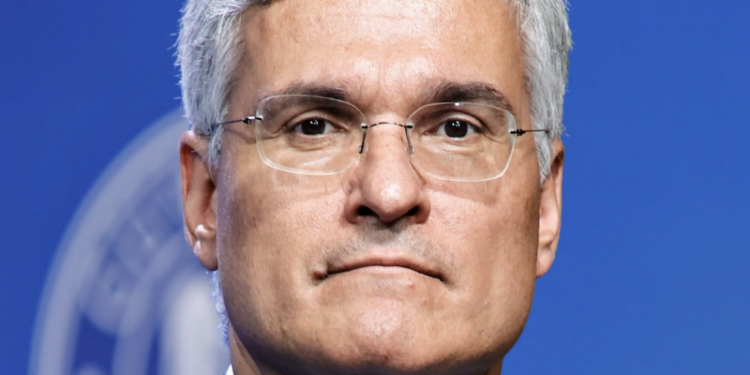 ministrul-pislaru-face-sesiune-live-pe-facebook-pe-legea-salarizarii,-dupa-ce-proiectul-a-fost-respins-de-sindicate