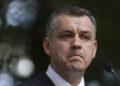 eugen-tomac,-despre-varianta-sa-si-depuna-in-scurt-timp-mandatul-de-premier-desemnat-:-circula-un-zvon-–-hotnews.ro