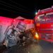 accident-grav-in-bihor:-un-mort-si-patru-raniti,-dupa-ce-un-tir-si-mai-multe-masini-s-au-ciocnit-trafic-blocat-pe-dn-1-huedin-oradea-–-hotnews.ro