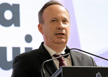 sugative-politice-/-caciu-da-de-pamant-cu-liderii-usr-pnl:-sa-i-vedem-daca-au-curajul-sa-se-decupleze-de-la-banul-public