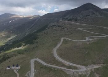 top-10-destinatii-de-weekend-in-romania-pe-care-sa-le-bifezi-vara-aceasta