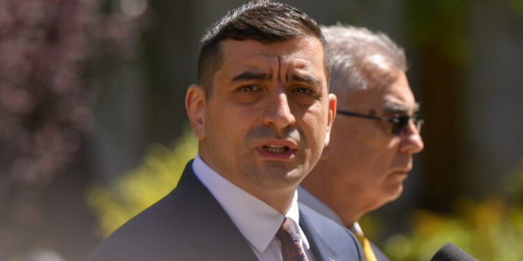 george-simion,-primul-sef-de-partid-care-reactioneaza-la-varianta-adrian-vestea-premier:-nicusor-dan-a-ignorat-forurile-pnl