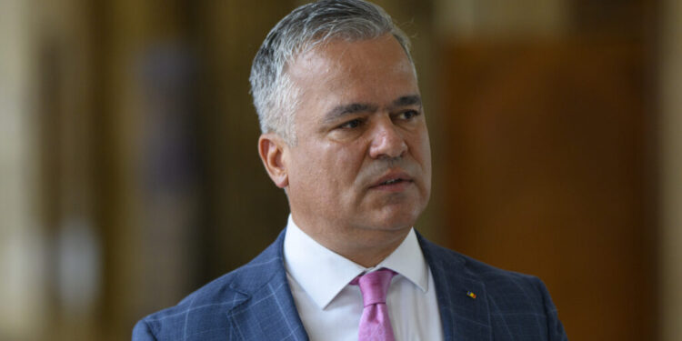 vestea-raspunde-acuzatiilor-de-premier-pucist-si-respinge-scenariul-unui-guvern-facut-cu-psd-impotriva-pnl