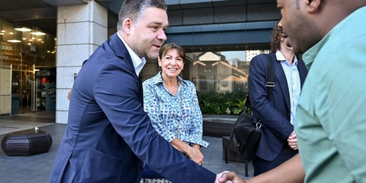 ciprian-ciucu,-mesaj-din-singapore-in-ziua-sedintei-pnl.-primarul-capitalei-spune-ca-partidul-este-supus-unei-tentative-de-puci