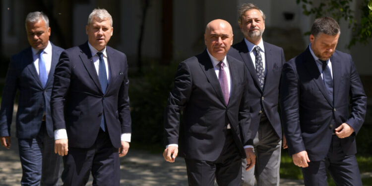 lovitura-pentru-bolojan-inaintea-sedintei-pnl.-predoiu-cere-sustinerea-guvernului-vestea-si-refacerea-coalitiei:-un-compromis-politic-rezonabil