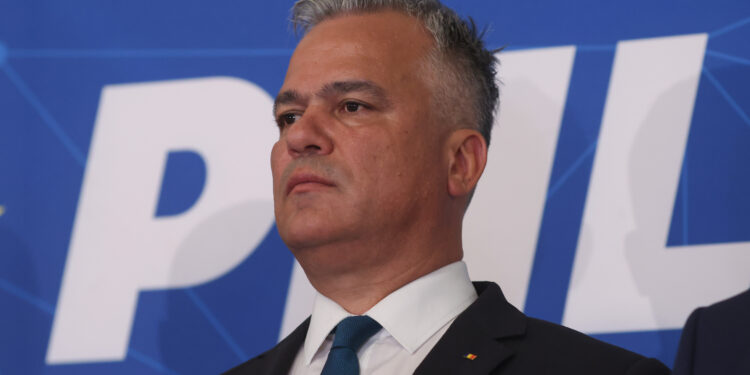 adrian-vestea,-apel-catre-liberali-cu-trei-ore-inainte-de-sedinta-la-care-il-confrunta-pe-bolojan-–-hotnews.ro
