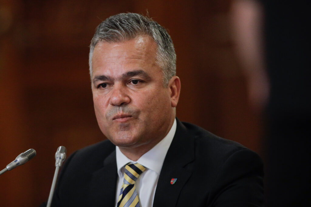 vestea-explica-de-ce-nu-l-a-informat-pe-bolojan-despre-nominalizarea-sa:-din-partea-presedintelui,-s-a-cerut-confidentialitate-–-hotnews.ro