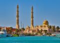 cat-costa-o-vacanta-in-hurghada,-cu-cazare-all-inclusive-si-tur-cu-ghid-vorbitor-de-limba-romana.-cand-e-cel-mai-ieftin
