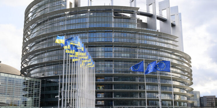 dronele-de-la-galati-si-constanta,-subiect-de-rezolutie-in-parlamentul-european.-psd,-usr-si-aur-au-prezentat-diferit-riscurile-pentru-romania
