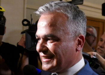 g4media:-lista-ministrilor-din-guvernul-vestea.-psd-si-liberalii-din-tabara-anti-bolojan,-printre-propuneri