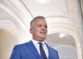 adrian-vestea-depune-joi-lista-de-ministri-si-programul-de-guvernare-/-guvernul-vestea,-respins-si-de-usr-/-pnl-organizeaza-congres-extraordinar-duminica-/-ce-propune-guvernul-vestea-in-justitie,-aparare,-educatie