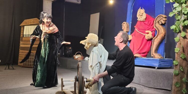 piticul-picior-schiop-revine-la-colibri!-spectacol-interactiv-pentru-copii,-sambata,-in-sala-studio-–-gazeta-de-sud