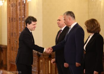 nicusor-dan,-intrebat-direct-daca-desemnarea-lui-vestea-a-fost-o-decizie-buna-ce-descriere-i-a-facut-premierului-desemnat-–-hotnews.ro