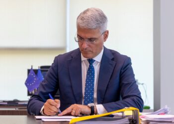 ultima-modificare-a-pnrr,-aprobata-de-bruxelles-romania-inca-mai-poate-spera-la-20-de-miliarde-de-euro-–-hotnews.ro