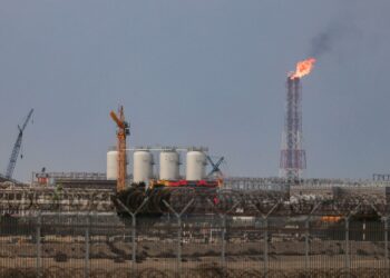 explozie-uriasa-la-terminalul-prin-care-qatarul-isi-exporta-gazele-naturale-lichefiate:-54-de-raniti-si-18-persoane-date-disparute-–-hotnews.ro