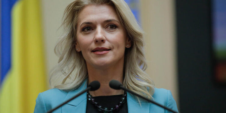 sunt-in-partidul-acesta-de-zeci-de-ani-si-de-aici-nu-am-sa-plec-eu-alina-gorghiu-anunta-ca-va-contesta-in-instanta-excluderea-din-pnl-–-hotnews.ro