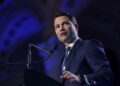 robert-sighiartau:-cei-care-au-votat-guvernul-tradarii-nu-mai-fac-parte-din-pnl-/-liberalii-ii-cer-demisia-lui-sorin-grindeanu-–-hotnews.ro