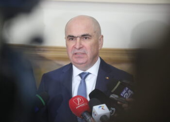 bolojan:-pnl-se-angajeaza-sa-dea-vot-de-instalare-unui-guvern-format-in-jurul-psd-sau-unul-din-coalitia-pnl-usr-udmr