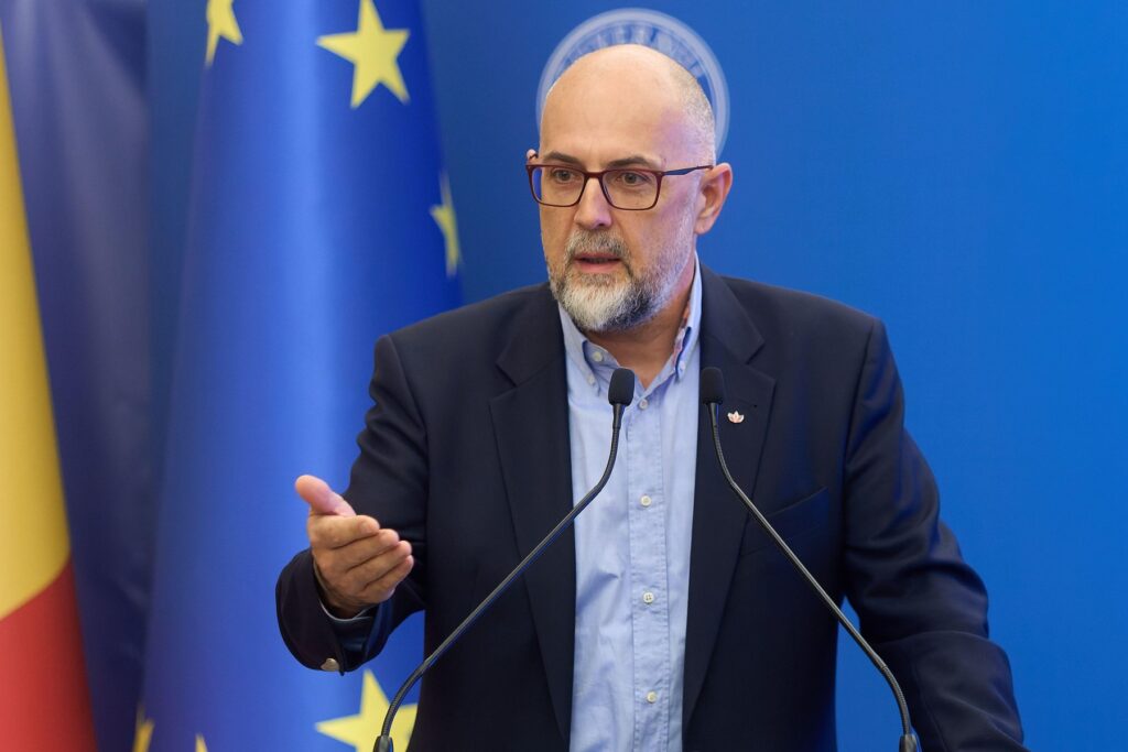 kelemen-hunor-spune-ca-i-a-propus-lui-nicusor-dan-trei-variante-pentru-viitorul-guvern-–-hotnews.ro