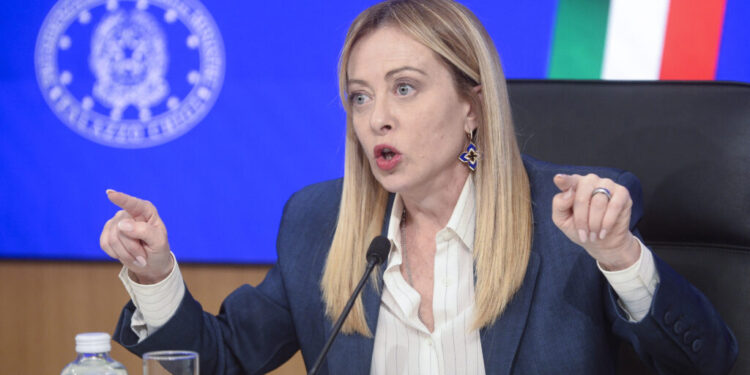 giorgia-meloni-vrea-sa-faca-alegeri-generale-mai-repede,-pe-fondul-pierderii-sprijinului