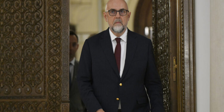 kelemen-hunor,-despre-relatia-cu-premierul-ungar-peter-magyar:-intentia-noastra-este-sa-avem-o-relatie-corecta-cu-guvernul-ungariei