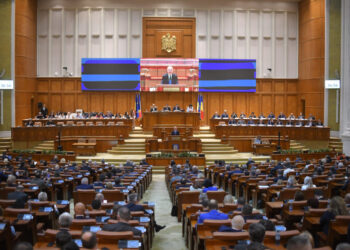 camera-deputatilor-a-aprobat-unirea-romaniei-cu-republica-moldova.-ce-contine-documentul