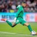 s-a-trezit-dinamo!-cainii-transfera-si-un-portar-cu-15-meciuri-in-ligue-1