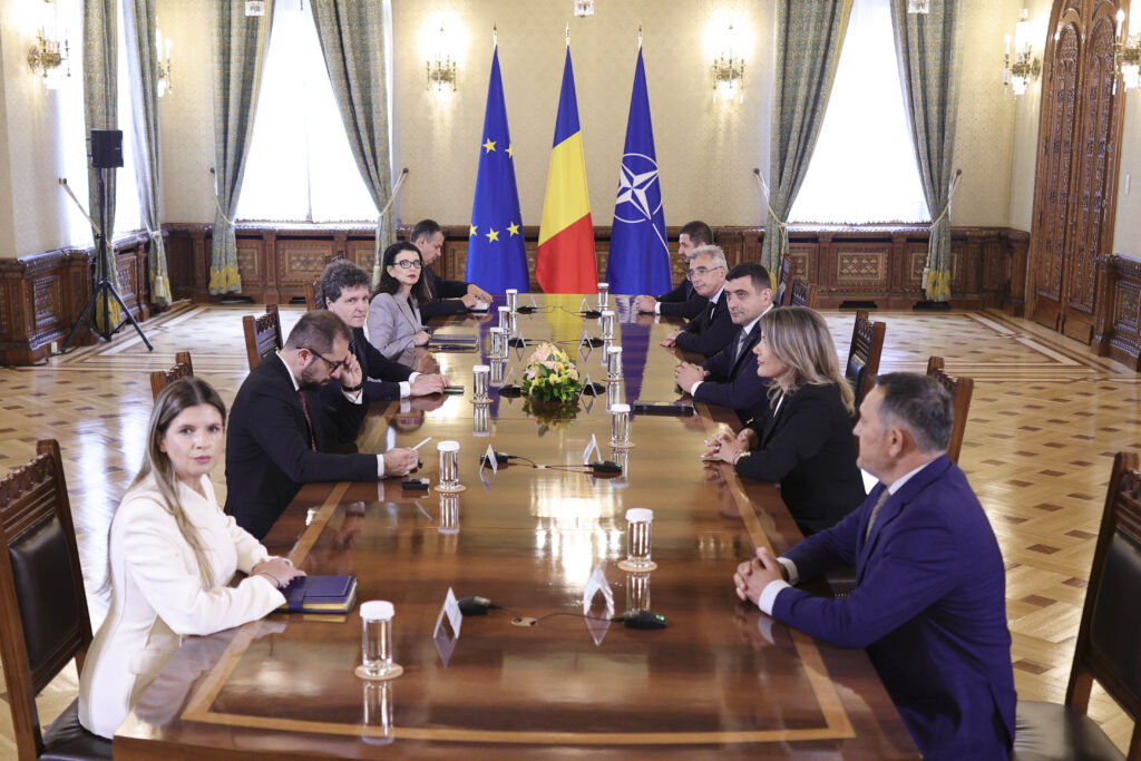 simion-sustine-ca-un-consilier-prezidential-l-a-sunat-si-i-a-cerut-ca-aur-sa-l-voteze-pe-vestea:-am-inteles-/-un-deputat-vrea-explicatii-obligatorii,-cum-raspunde-cotroceniul-–-hotnews.ro