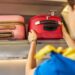 companiile-aeriene-europene-vor-fi-obligate-sa-elimine-taxele-pentru-bagajele-de-mana.-cand-intra-in-vigoare-regulile