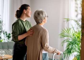 secretul-longevitatii,-cautatul-cu-ajutorul-a-trei-surori-care-au-trecut-fiecare-de-100-de-ani-–-hotnews.ro