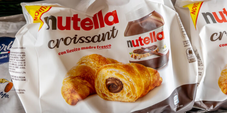 ferrero-romania-retrage-de-pe-piata-un-lot-de-nutella-croissant-anuntul-ansvsa-–-hotnews.ro