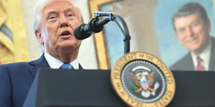 trump-ameninta-ue-cu-taxe-vamale-de-100%-daca-taxeaza-serviciile-digitale-ale-companiilor-americane-–-hotnews.ro