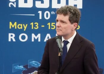 nicusor-dan-participa-sambata-la-o-reuniune-cu-lideri-din-estul-europei-in-polonia