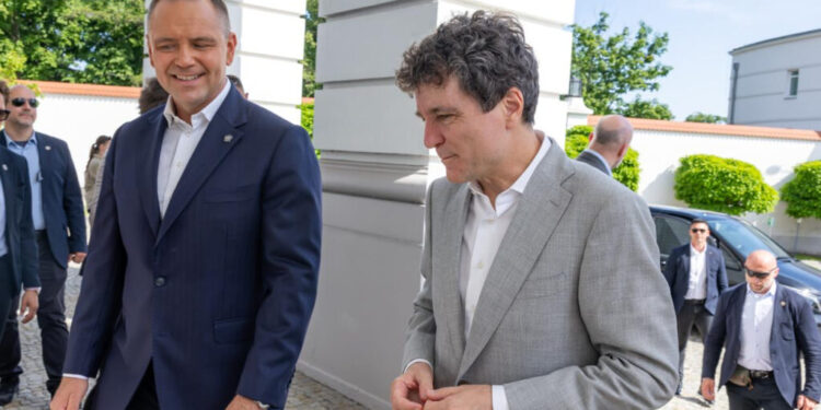 nicusor-dan-a-discutat-cu-presedintele-poloniei-si-liderii-statelor-baltice-despre-securitatea-europei